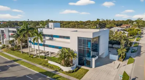 Sarasota Office Building on U.S. 41