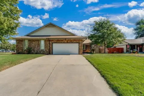 Ranch Duplex with Finished Basement
