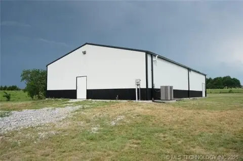 New Construction Warehouse on Acreage