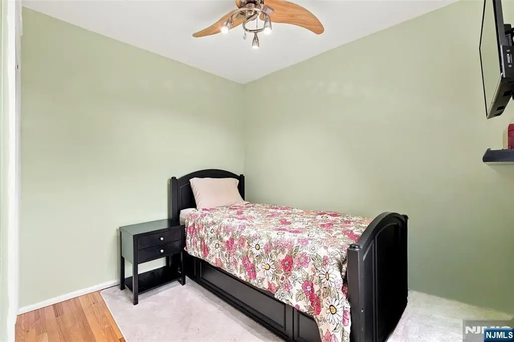 Picture 18