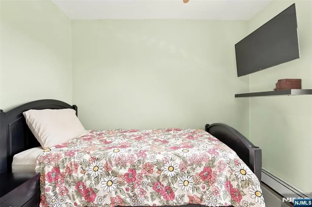 Picture 19