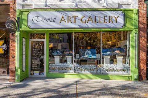 Established Gallery in Downtown Moscow