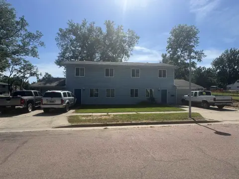Vermillion Duplex Near USD Campus