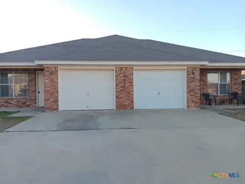 Killeen Duplex Near Fort Hood