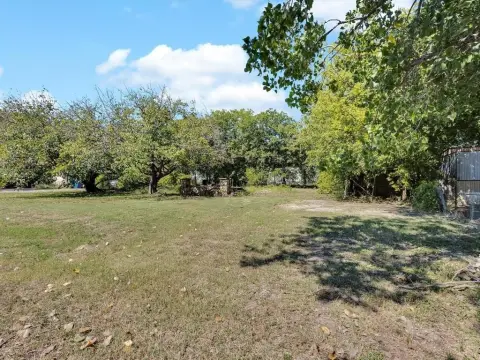 Residential Land in Roanoke, Texas