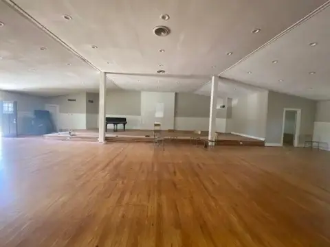 Cleburne Retail Space with Stage