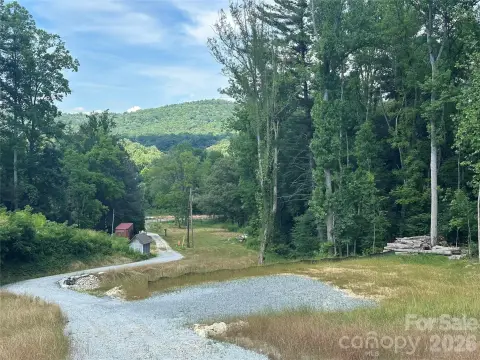 Unrestricted Land Near Ecusta Trail