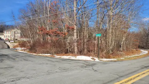 Level Lot in Bushkill, PA
