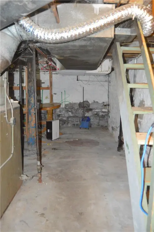 Picture 42