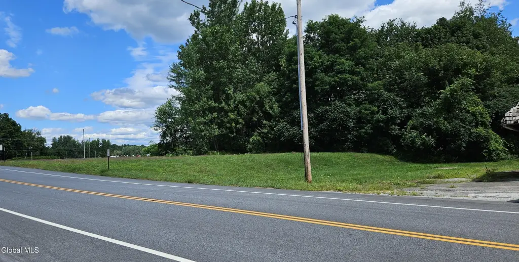 L25 Traver Rd, Wilton, NY 12831