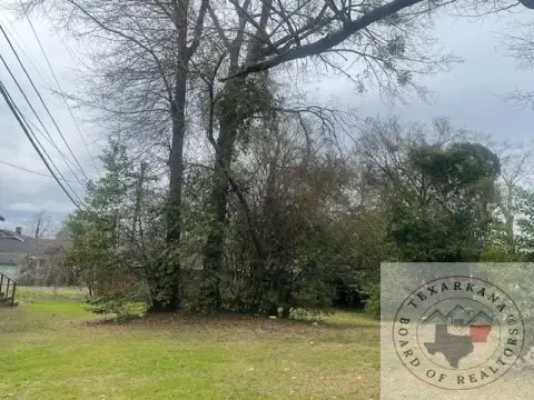 Texarkana Land with Garage
