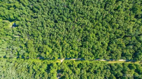 8-Acre Vacant Land in Tipler