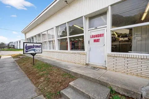 Gainesboro Mixed-Use Investment Opportunity