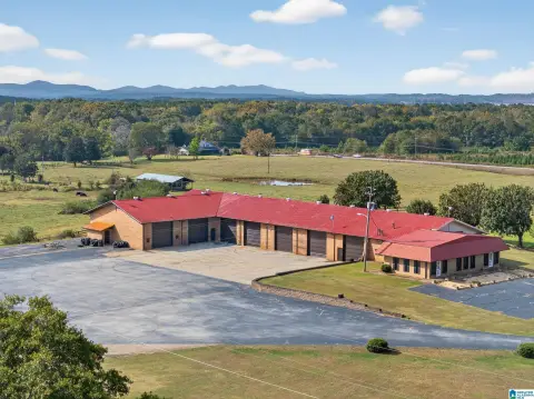 Versatile Mixed-Use Property in Eastaboga