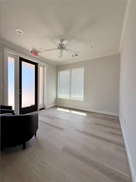 Office Unit with Contemporary Finishes