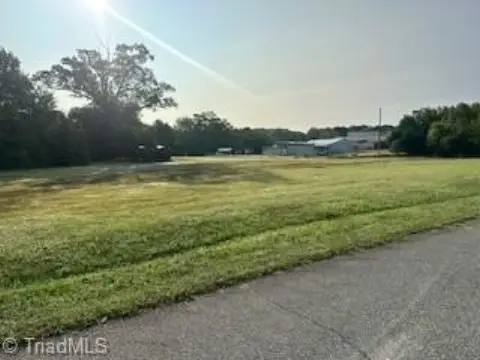 Retail Lot in Downtown Denton