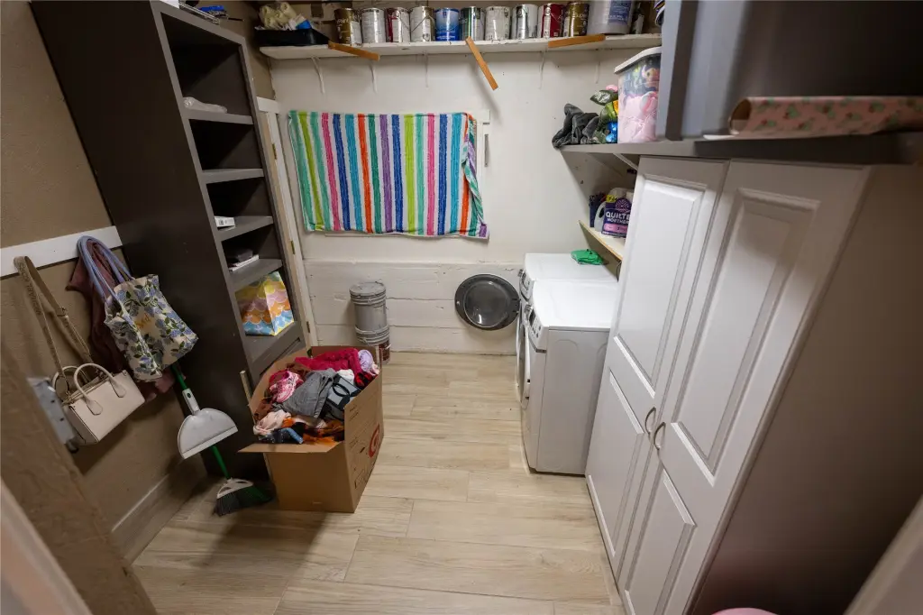 Picture 16