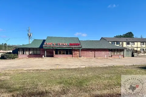 Restaurant Property on High-Traffic Highway