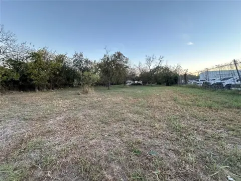 Vacant Lot in Comanche, TX