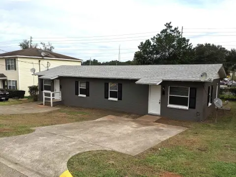 Renovated Duplex Near Downtown Tallahassee