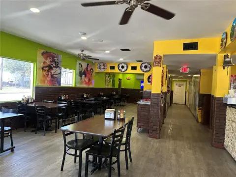 Restaurant Opportunity in Orlando, FL