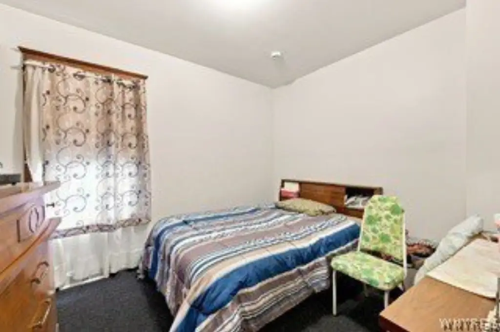 Picture 7