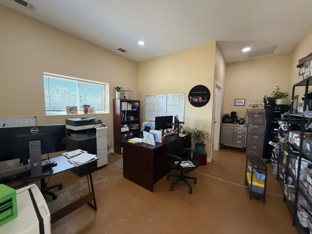 Picture 4