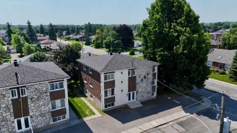 8-Unit Apartment Building