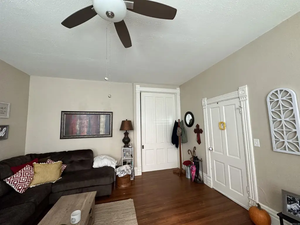 Picture 11