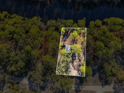 Alligator Point Coastal Living Land