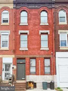 Multifamily Building with Conversion Potential