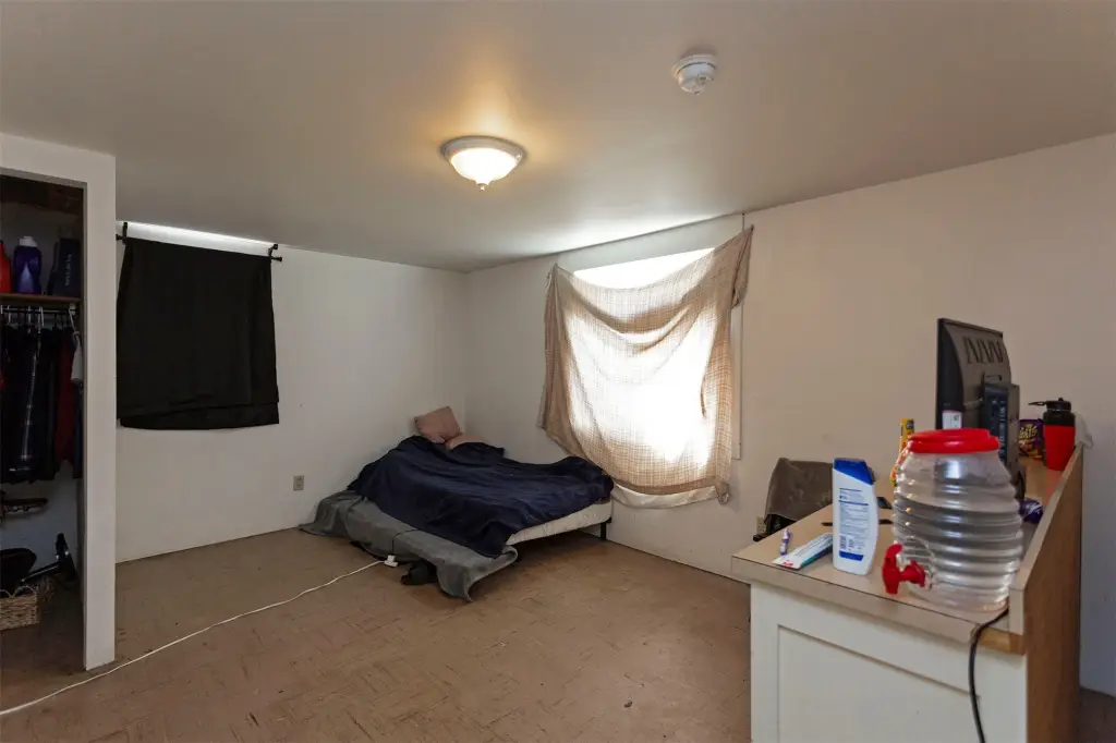 Picture 32