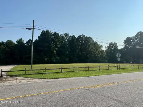 Commercial Land with Cleared Area