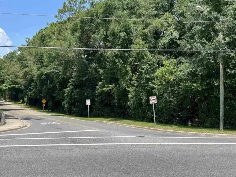 Residential Land in Tallahassee, FL