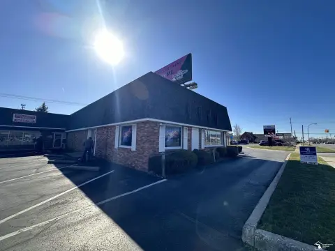 Prime Retail/Office/Restaurant Space