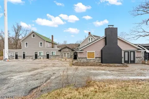 Historic Inn & Restaurant Opportunity