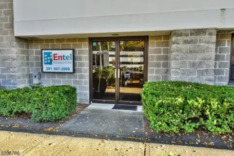 Industrial/Office/Warehouse Condominium Unit For Sale