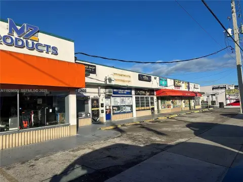 Hialeah Retail/Office Space Available