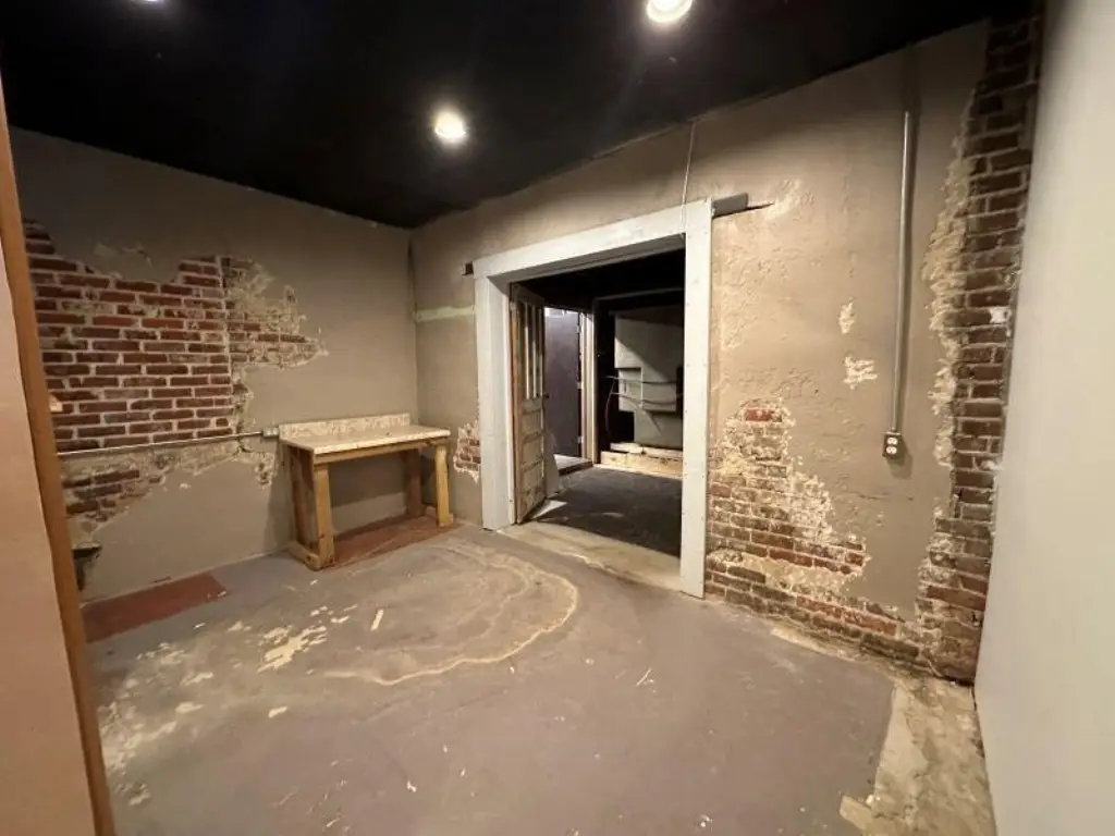 Picture 4