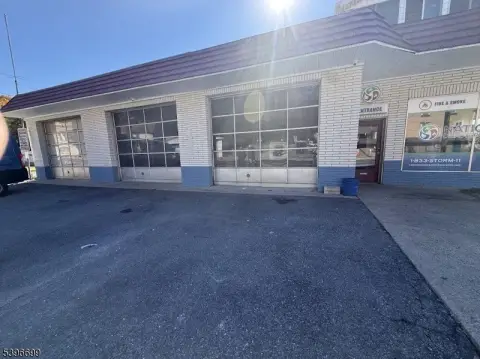 Phillipsburg Commercial Space For Rent