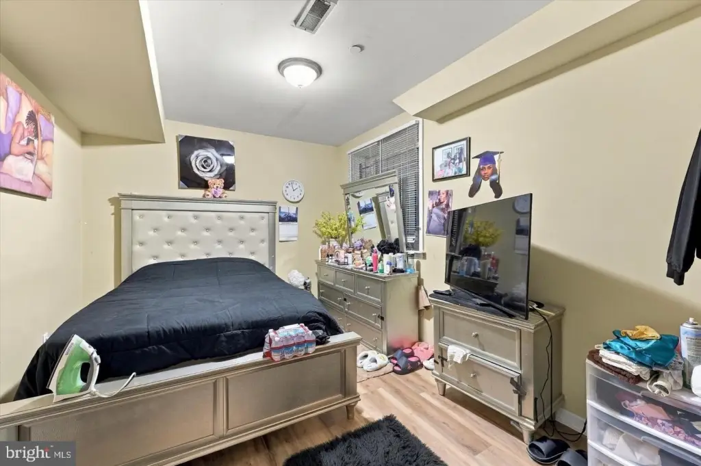 Picture 16