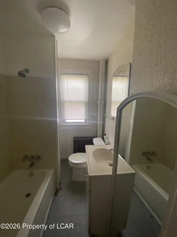 Picture 19