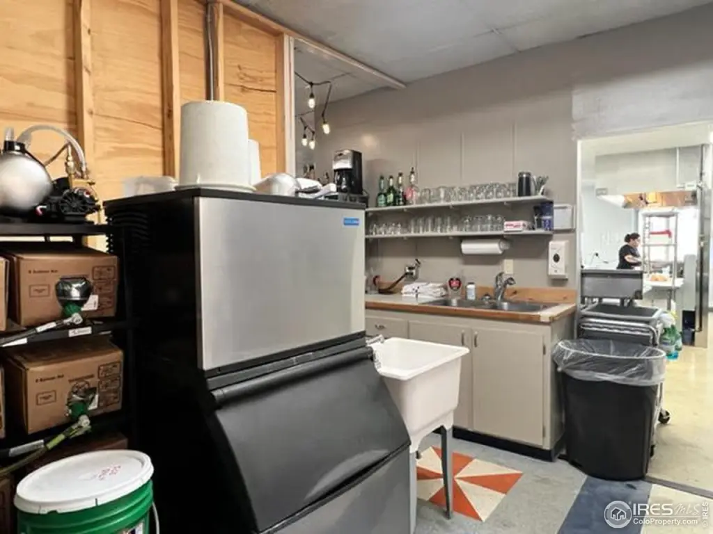Picture 16
