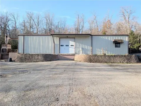 Highway Frontage Warehouse on Acreage