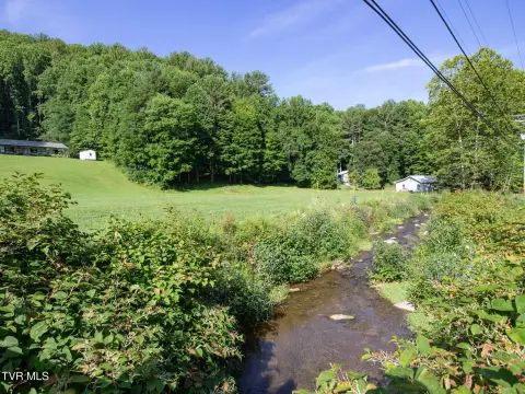Picture of Residential land & home lots at Shell Creek Road, Roan Mountain, TN