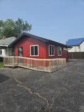 Remodeled Mixed-Use Building in Bedford