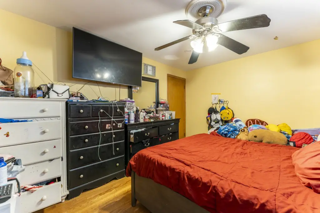 Picture 10