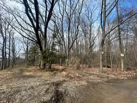 Erie, PA Acreage Homesite