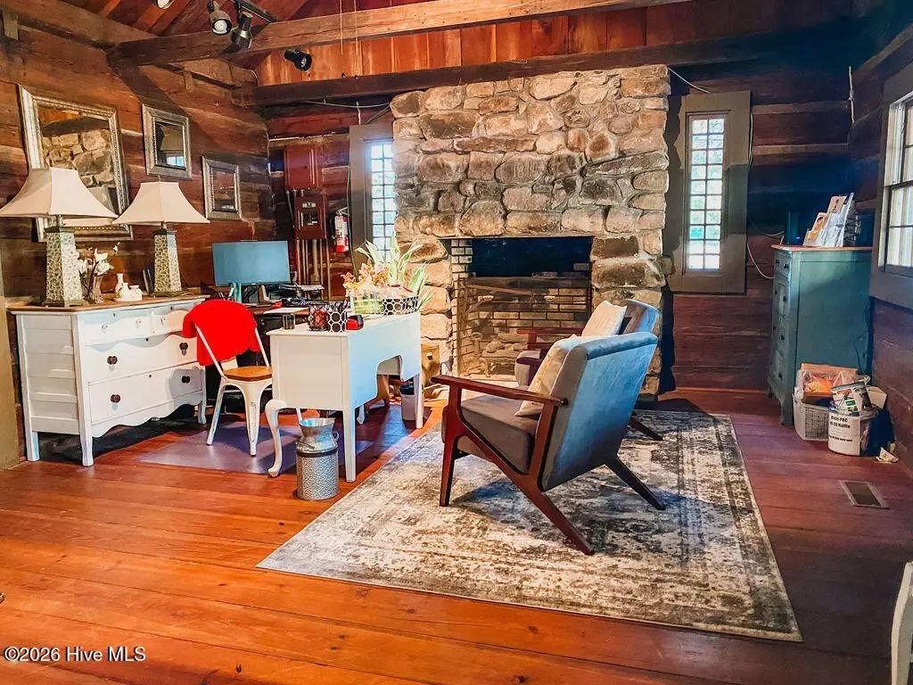 Picture 10