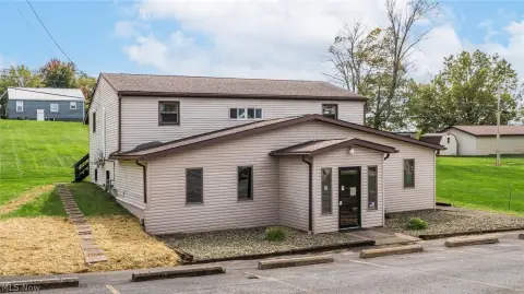 Mixed-Use Property with Apartment